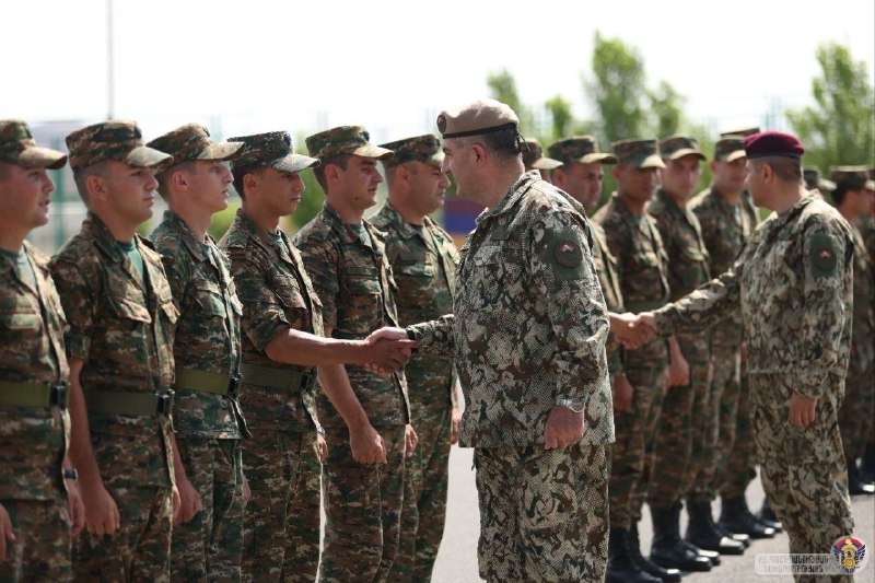 Эдвард Асрян принял присягу сержантов ВС Армении: подробности церемонии