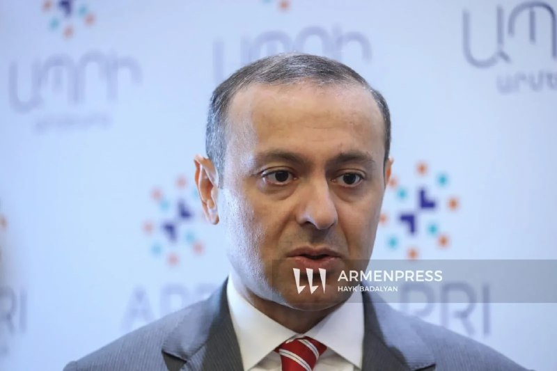 Армения намерена ускорить подписание мирного договора с Азербайджаном — заявление секретаря Совбеза