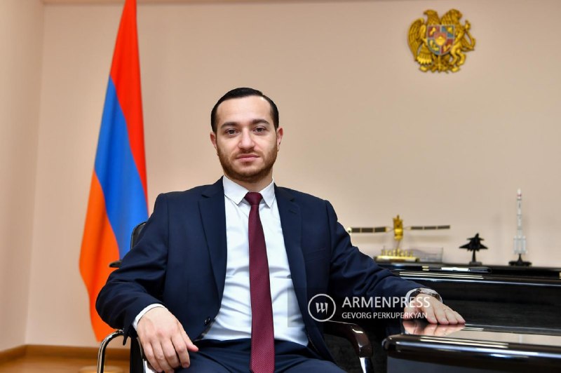 Министр Мхитар Айрапетян покидает пост: Пашинян объяснил кадровые изменения