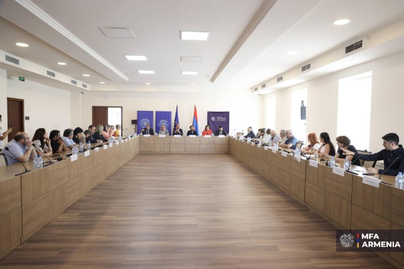 Круглый стол по запуску миссии EUPM Armenia в Ереване с участием Ваана Костаняна
