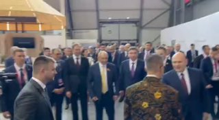 Мишустин и Пашинян на «Иннопром-2026»: встреча с министром промышленности Индонезии
